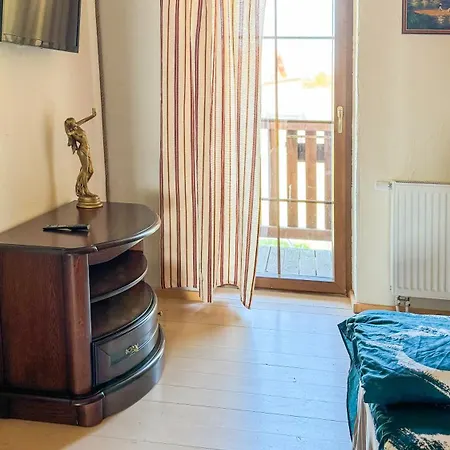 Duzy Dom I Z Bala - Caloroczne Tatil Evi