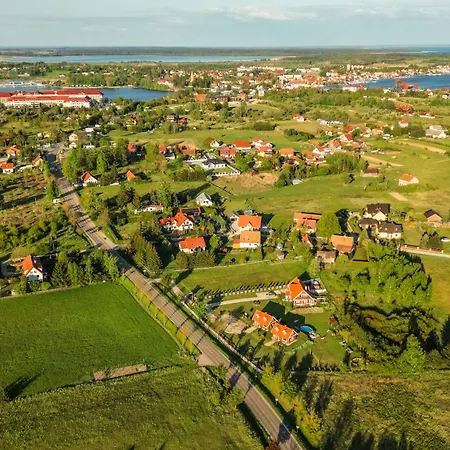 Duzy Dom I Z Bala - Caloroczne Tatil Evi Mikołajki