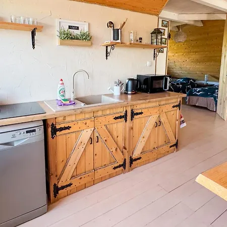 Duzy Dom I Z Bala - Caloroczne Tatil Evi Mikołajki