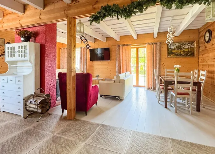 Duzy Dom I Z Bala - Caloroczne Mikołajki