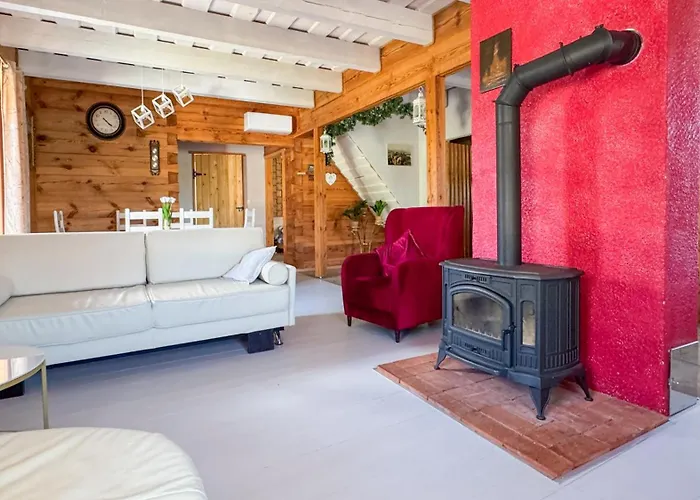 Duzy Dom I Z Bala - Caloroczne Mikołajki